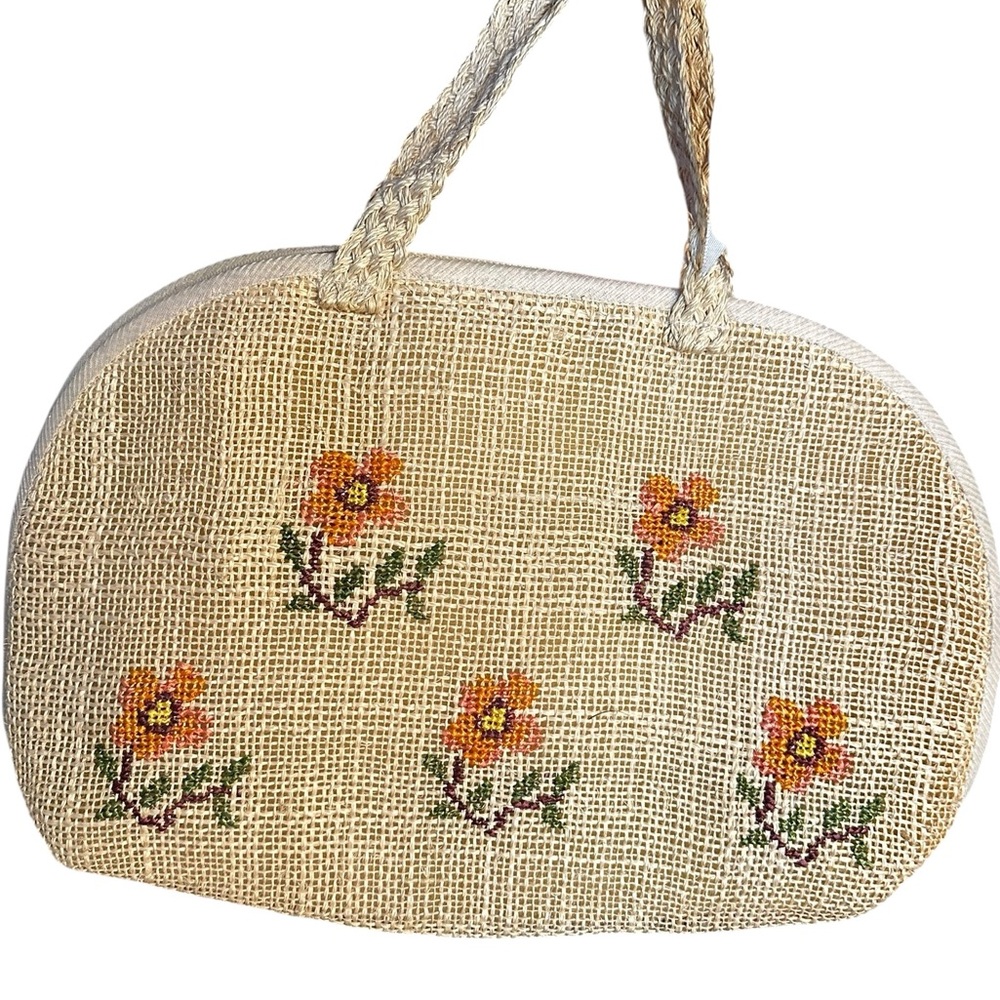 Vintage, woven straw bag, o/s